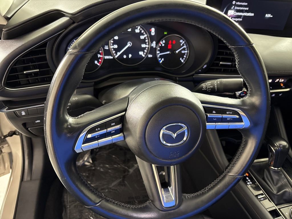 Used 2023 MAZDA MAZDA3 s FWD image 25
