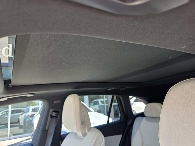 New 2026 Mercedes-Benz GLC 300 image 7
