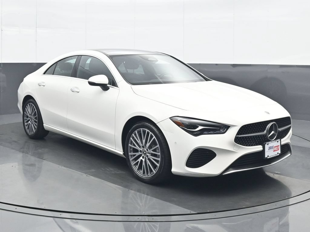Used 2025 Mercedes-Benz CLA 250 4MATIC image 9
