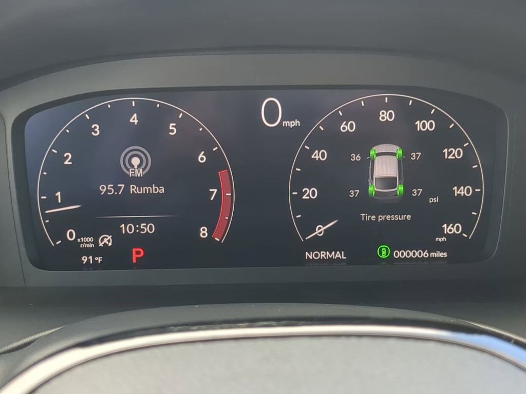 New 2025 Acura Integra Base image 27