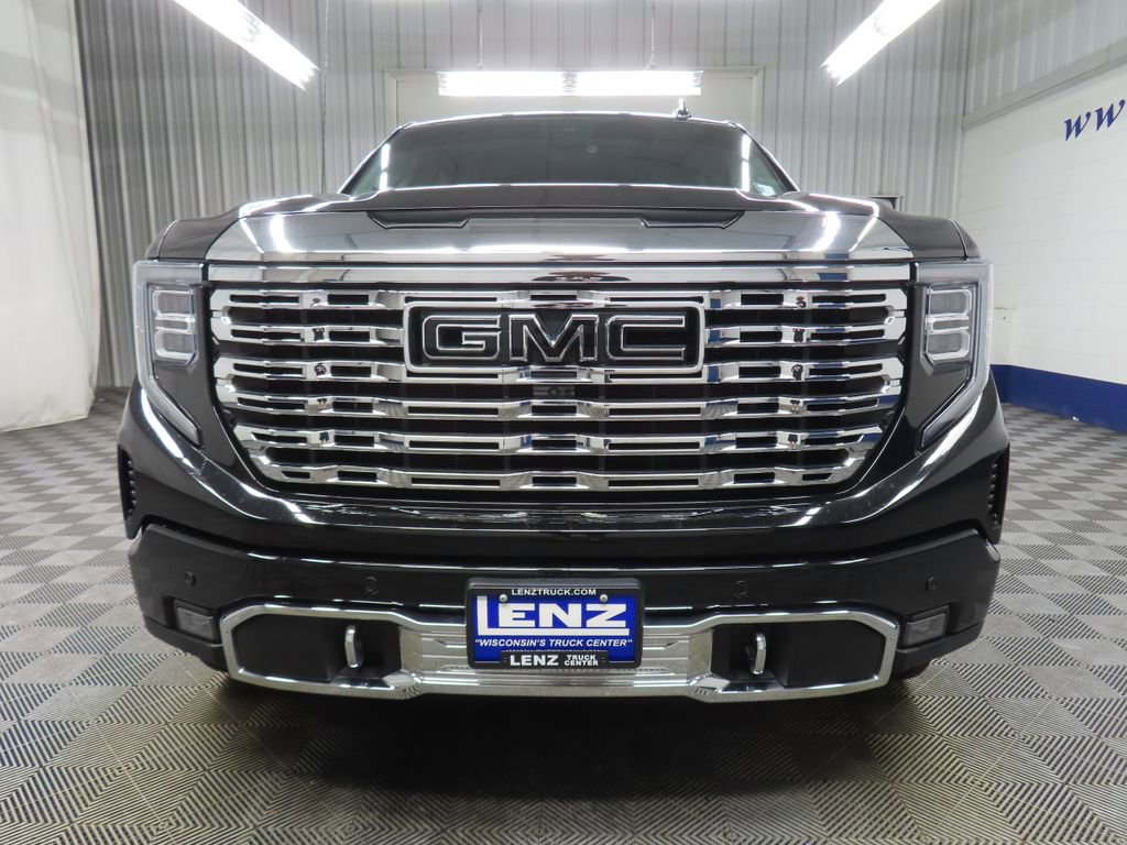Used 2025 GMC Sierra 1500 Denali AWD/4WD image 43