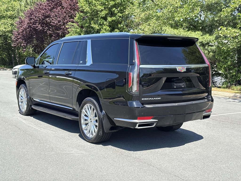 Used 2023 Cadillac Escalade ESV Premium Luxury AWD/4WD image 23