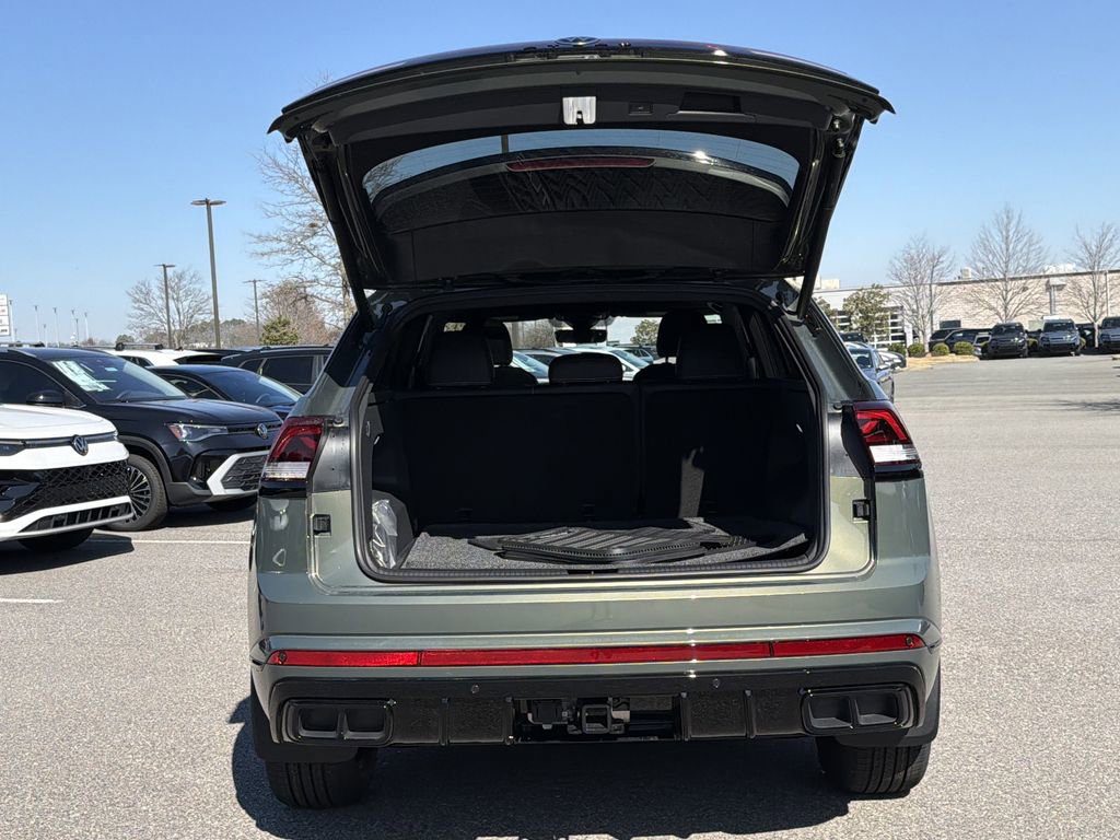 New 2026 Volkswagen Atlas Cross Sport SEL R-Line image 15