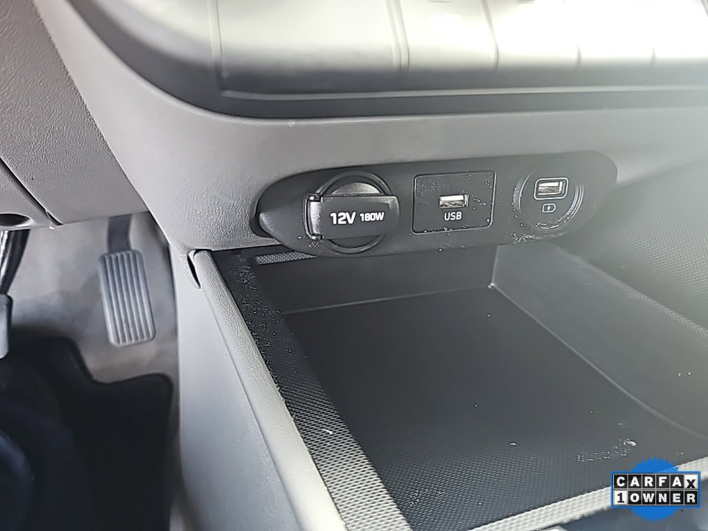 Certified 2023 Hyundai Elantra SE image 19