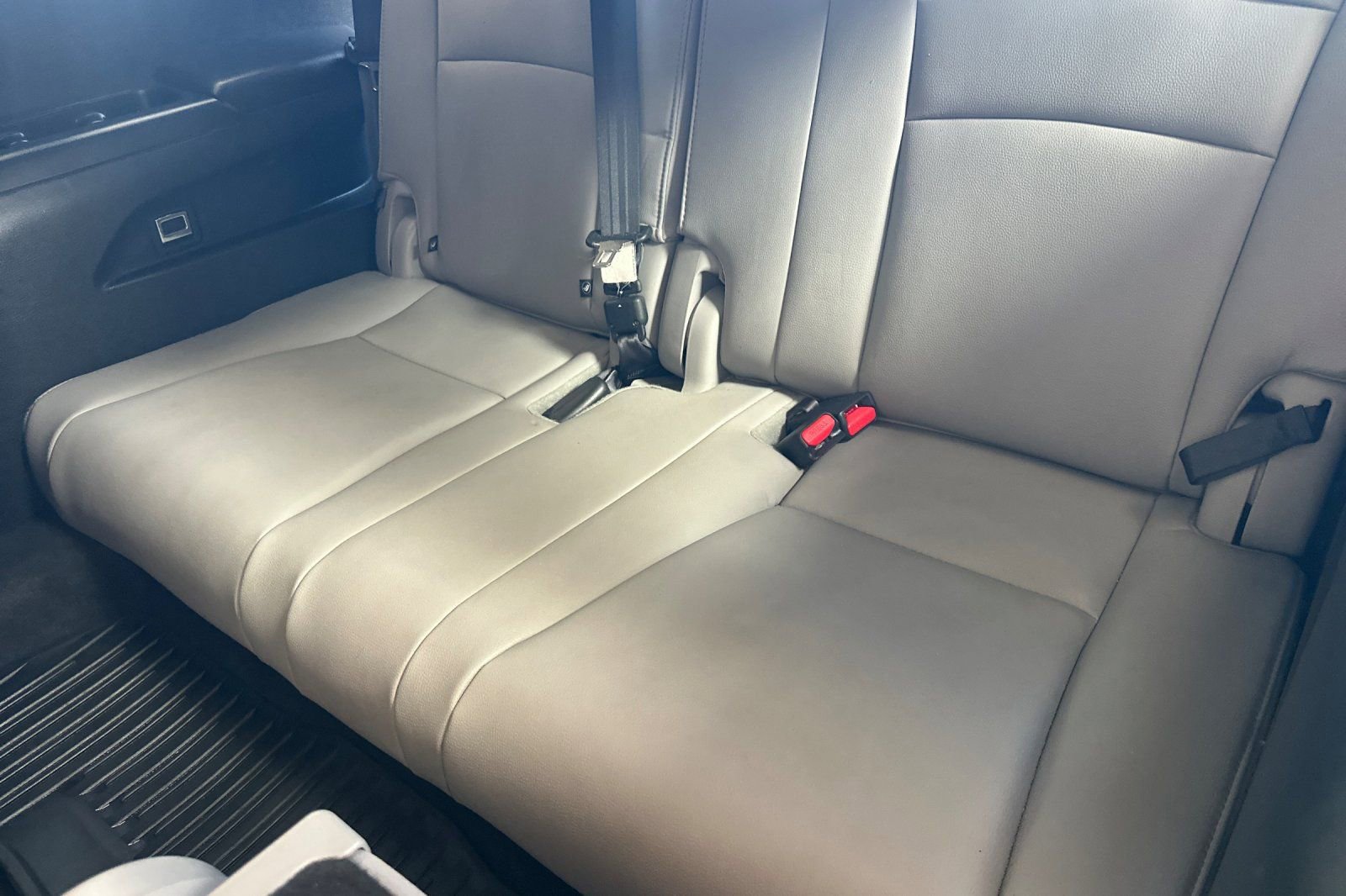Used 2017 Honda Pilot Elite image 12