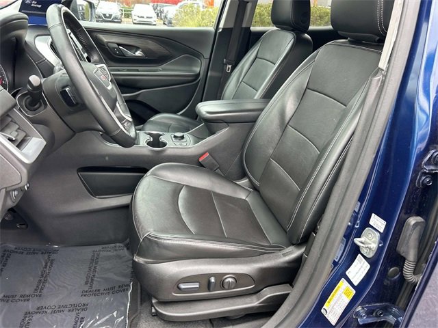 Used 2023 GMC Terrain SLT image 31