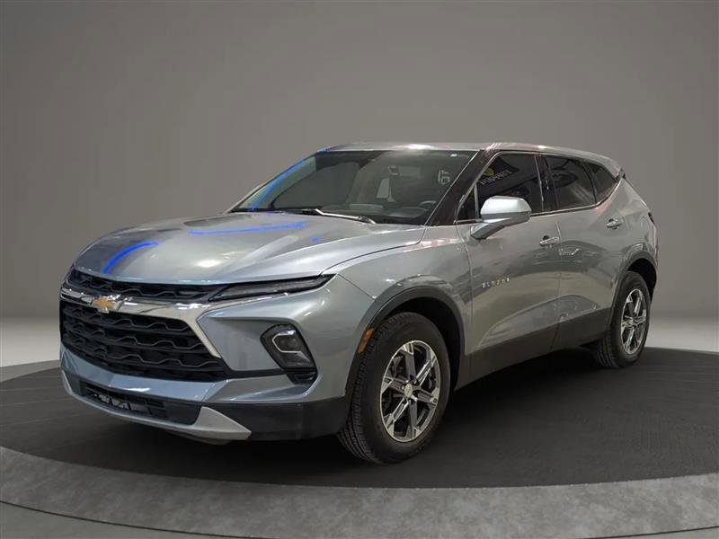 Used 2023 Chevrolet Blazer LT image 1