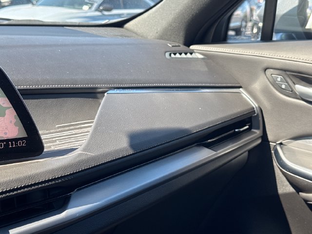 Used 2025 Cadillac XT4 Premium Luxury FWD image 32