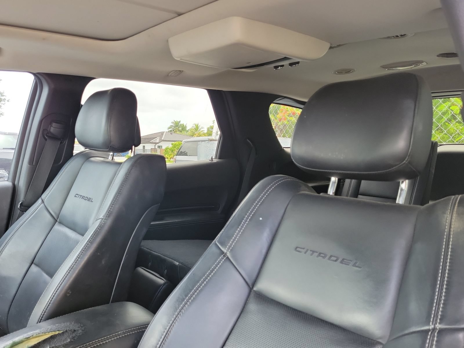Used 2011 Dodge Durango Citadel RWD image 4