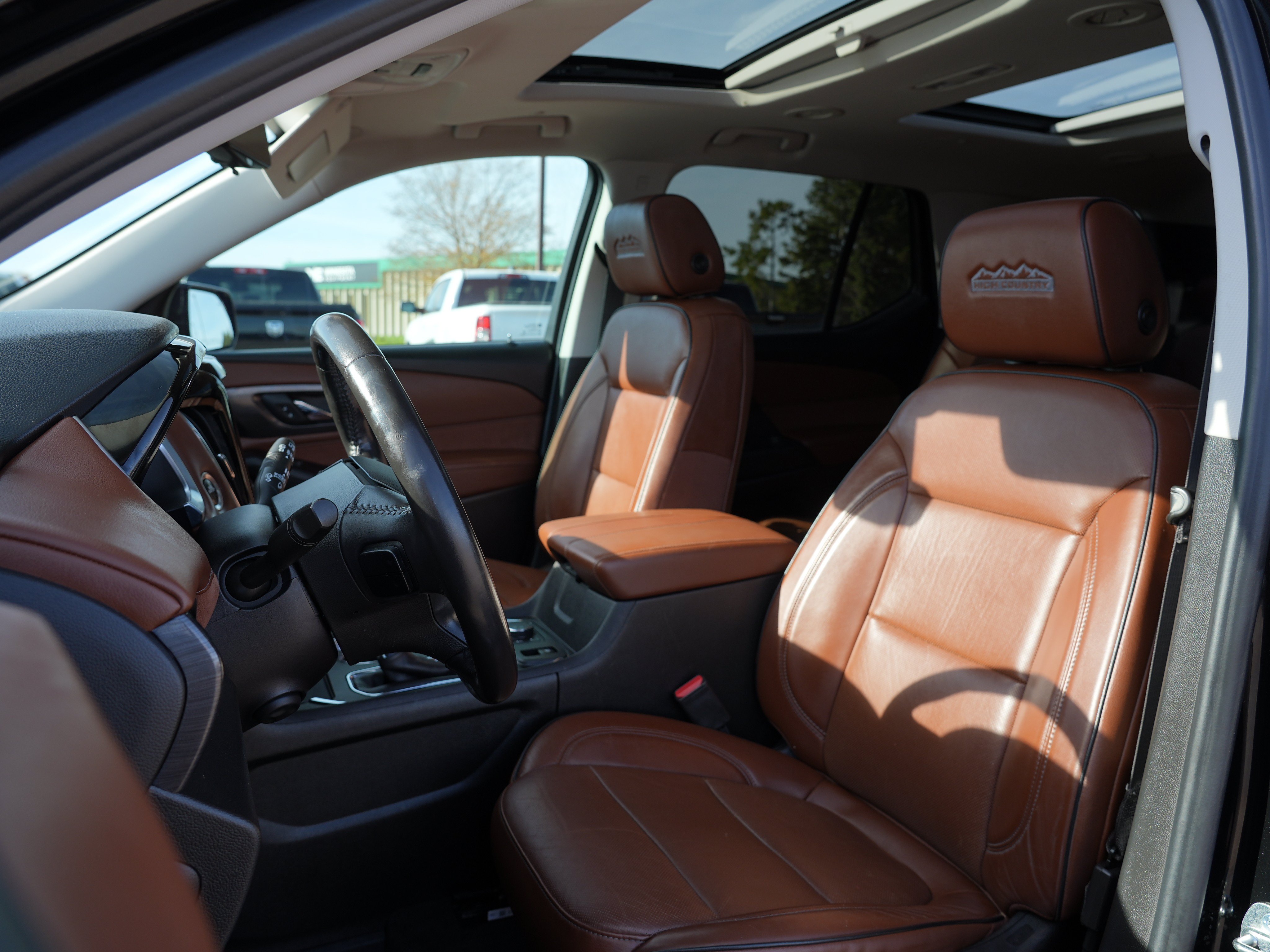 Used 2019 Chevrolet Traverse High Country AWD/4WD image 12