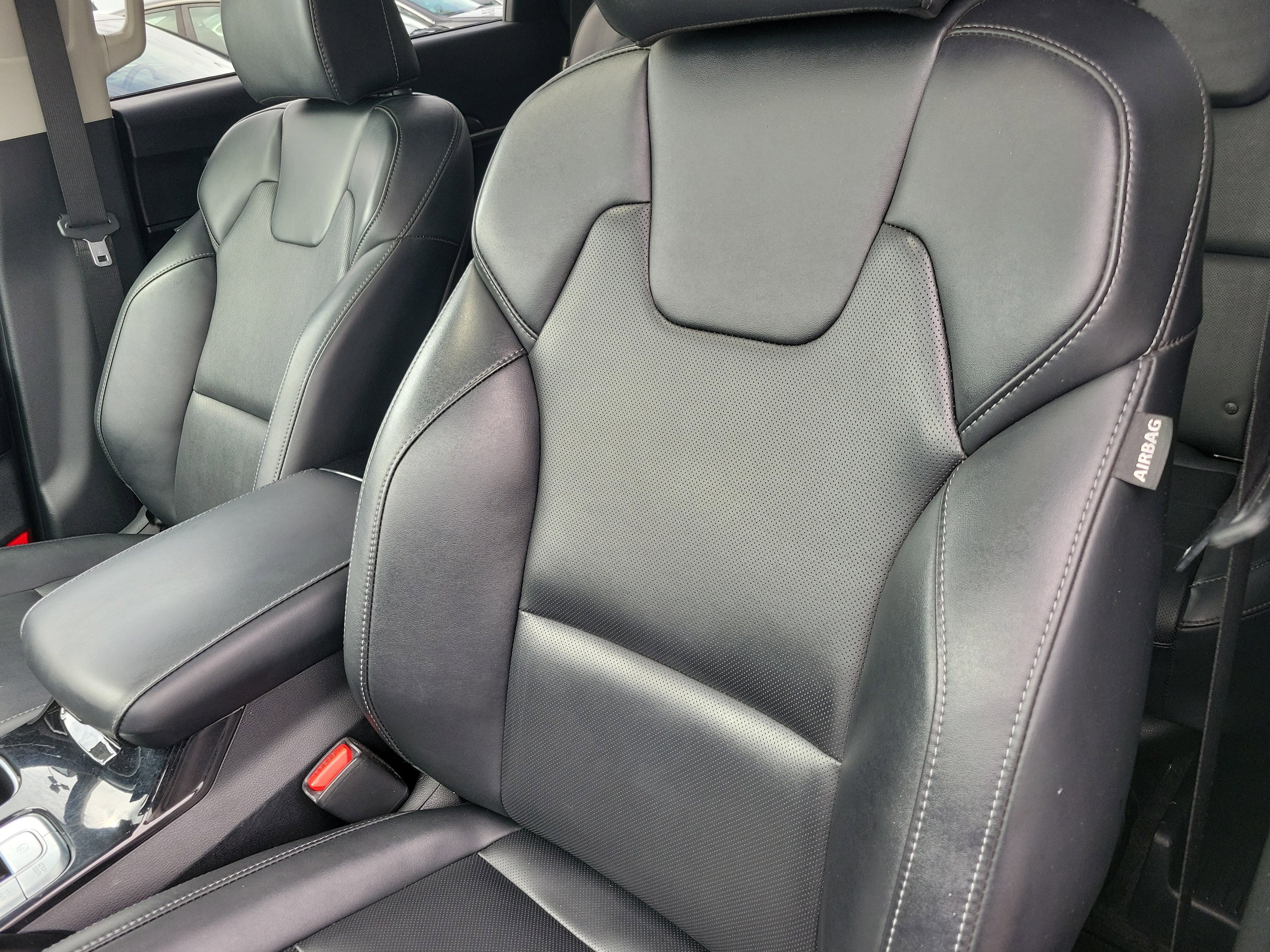 Used 2024 Kia Telluride S w/ S Sunroof Package image 6