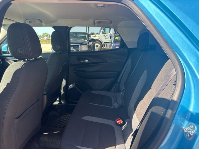 Used 2025 Chevrolet TrailBlazer LT AWD/4WD image 31