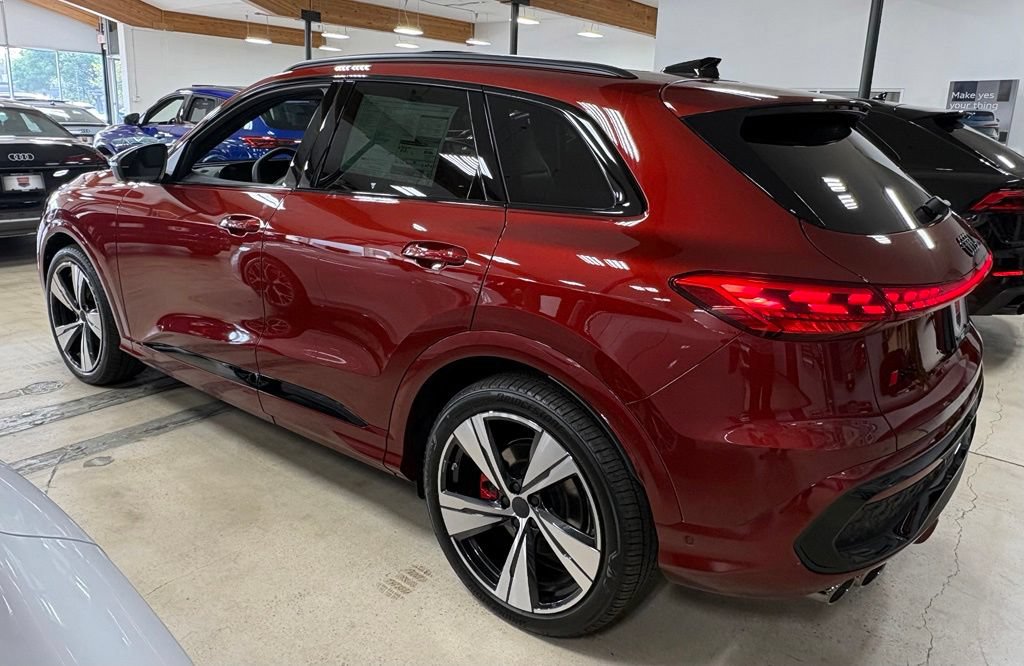 New 2026 Audi SQ5 Premium Plus AWD/4WD image 2