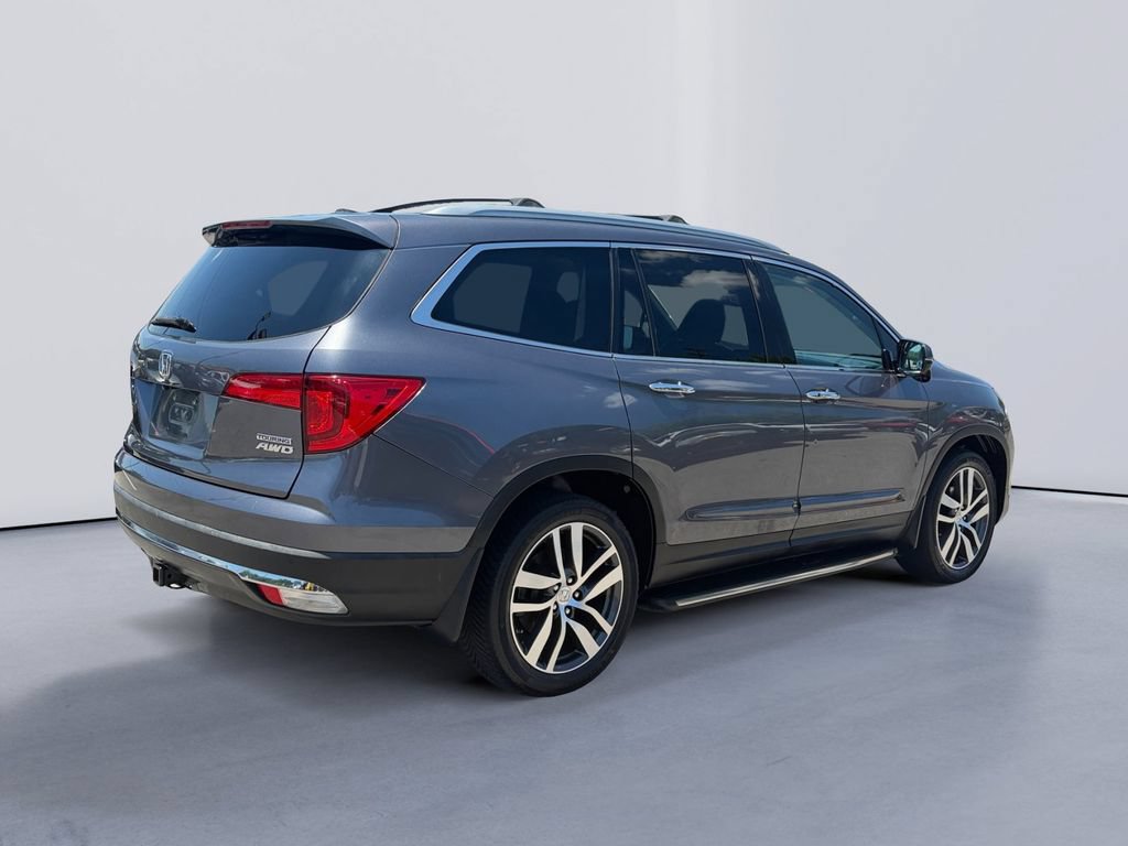 Used 2016 Honda Pilot Touring image 3