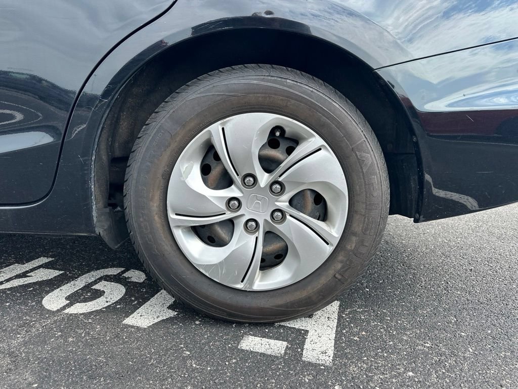 Used 2013 Honda Civic LX image 5