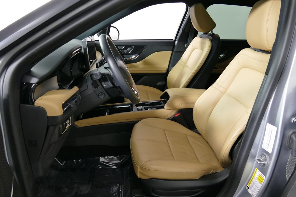 Used 2023 Lincoln Corsair Reserve w/ Equipment Group 201A image 20