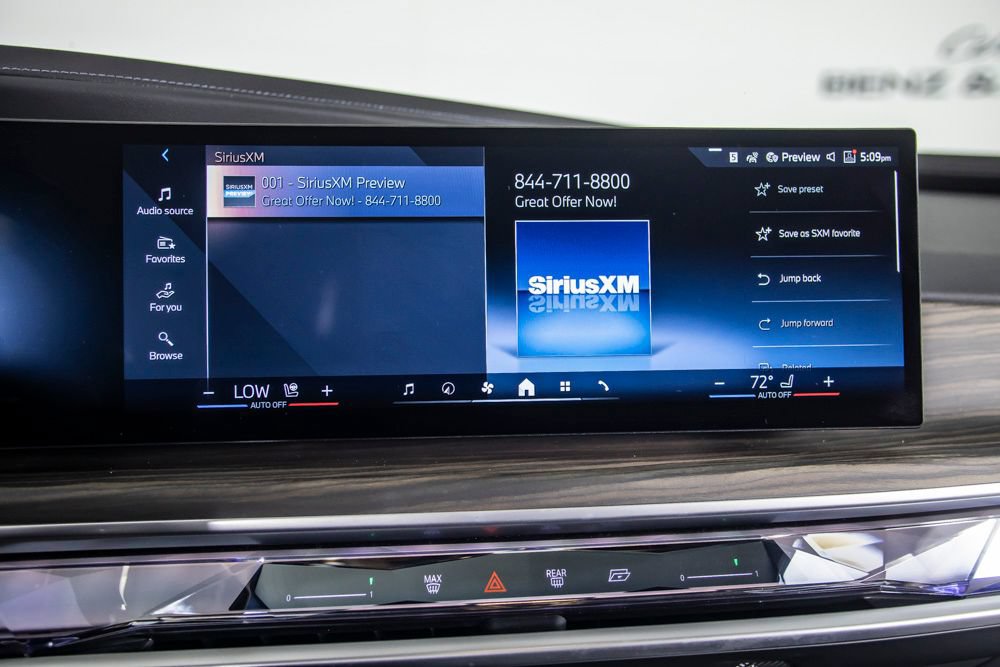 Used 2023 BMW 740i RWD image 31