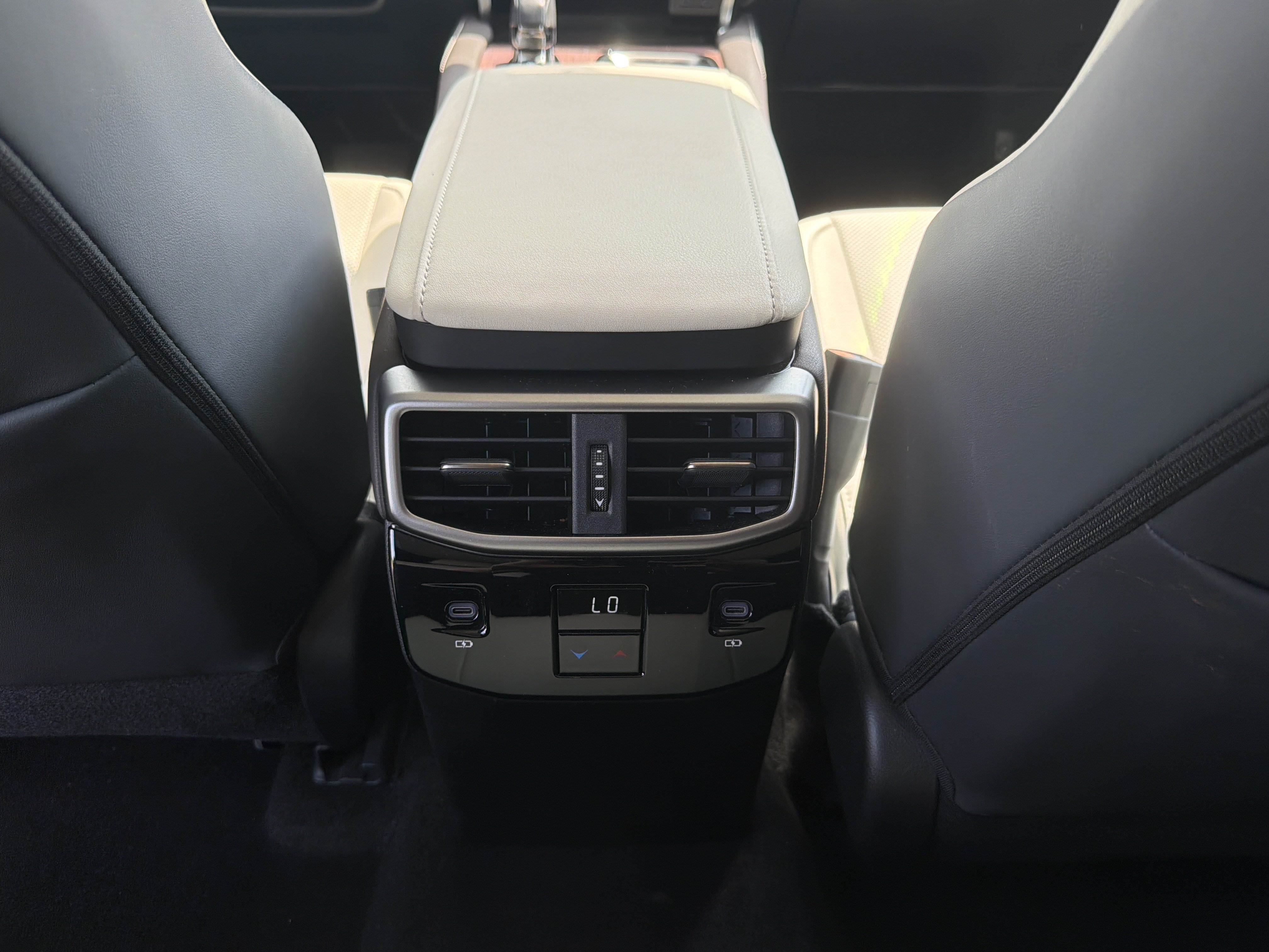 Used 2024 Lexus RX 350 Premium w/ Cold Area Package FWD image 41