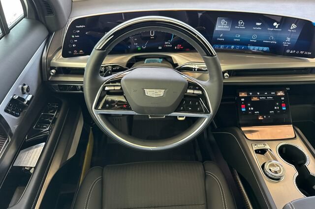 New 2026 Cadillac Vistiq Sport w/ LPO, Floor Liner Package image 14