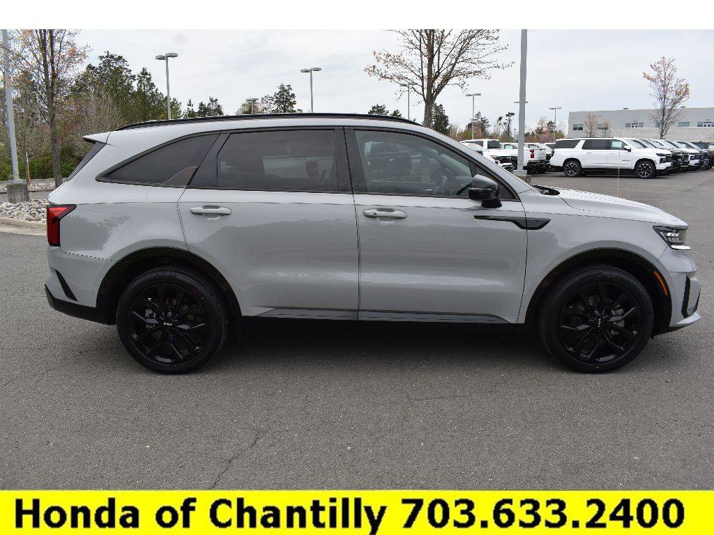 Used 2022 Kia Sorento SX FWD image 11