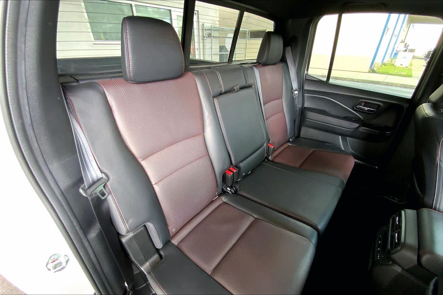 Used 2024 Honda Ridgeline Black Edition image 20
