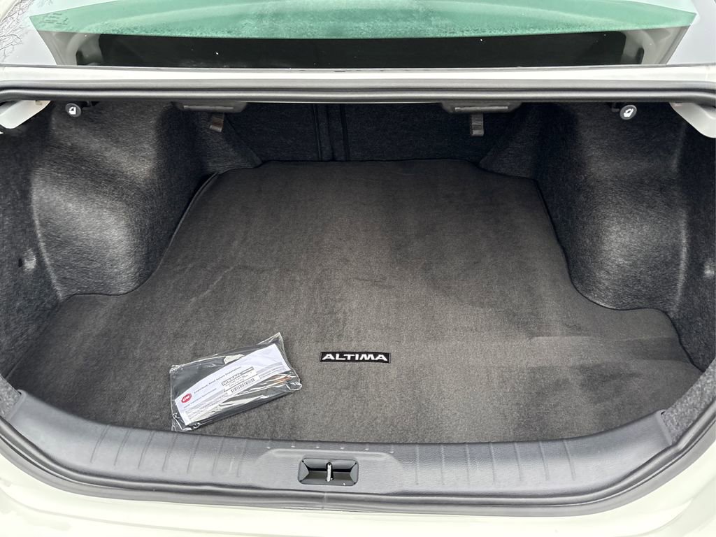 Certified 2025 Nissan Altima 2.5 S image 11