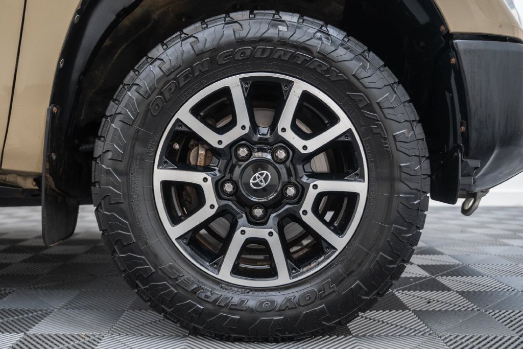 Used 2018 Toyota Tundra SR5 w/ TRD Off Road Package AWD/4WD image 18