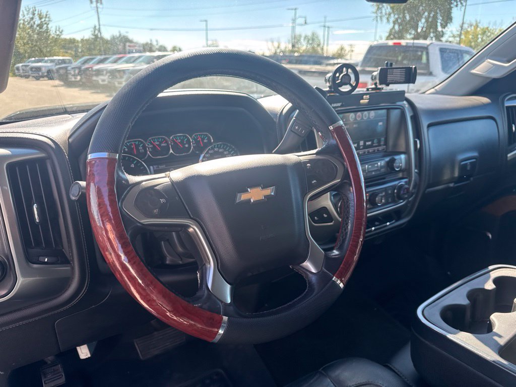 Used 2018 Chevrolet Silverado 2500 LTZ w/ Snow Plow Prep Package AWD/4WD image 3