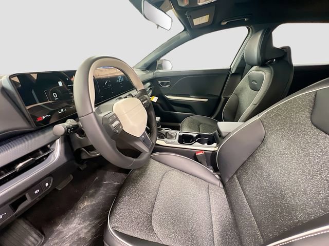New 2025 Kia K4 GT-Line w/ GT-Line Sunroof Package image 22