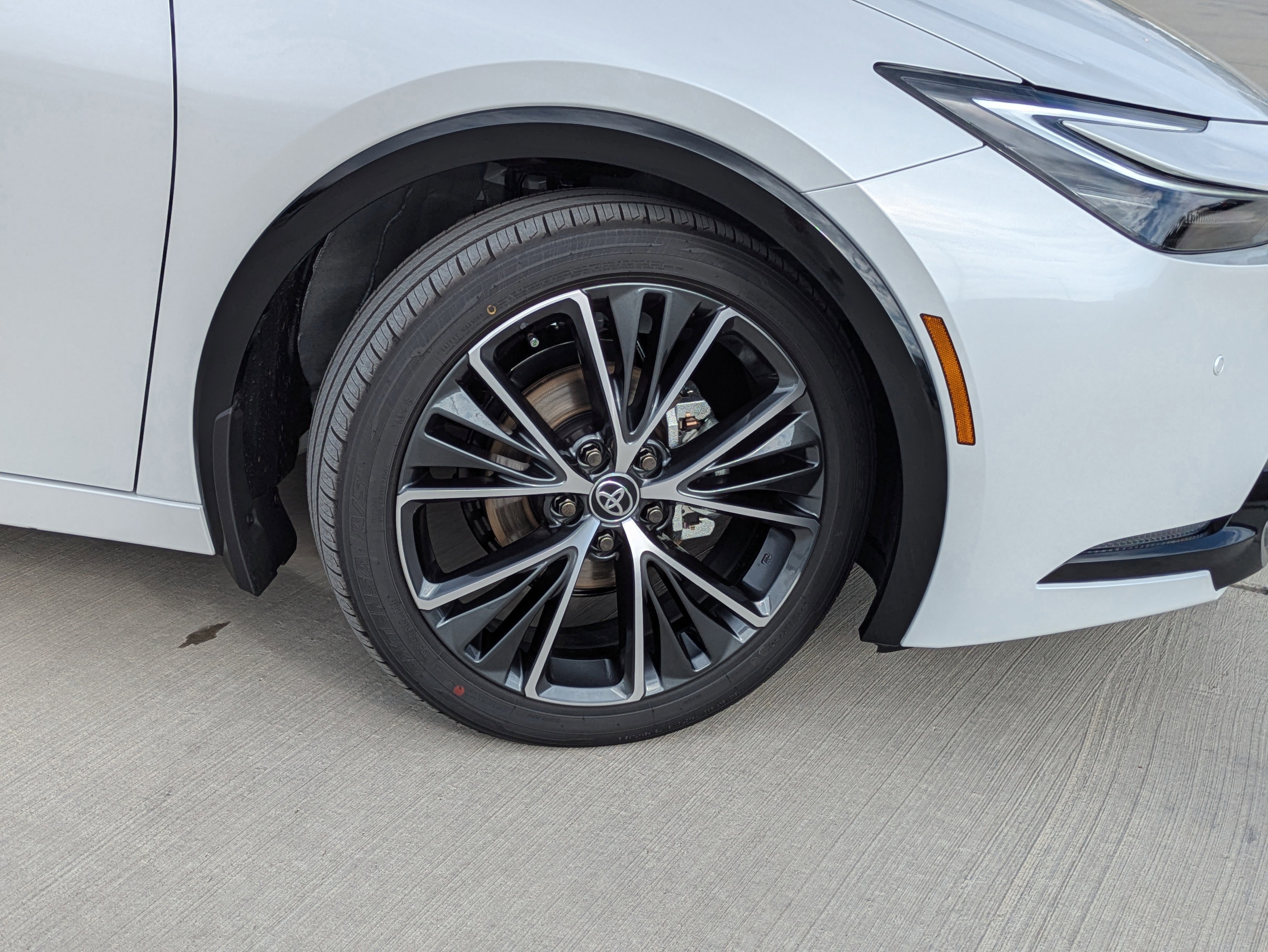 New 2026 Toyota Prius XLE image 8