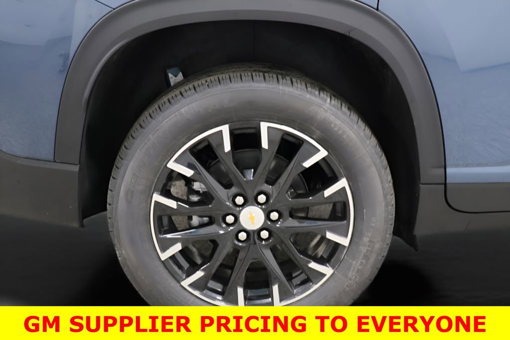 New 2026 Chevrolet Traverse LT w/ Sun and Wheel Package image 35