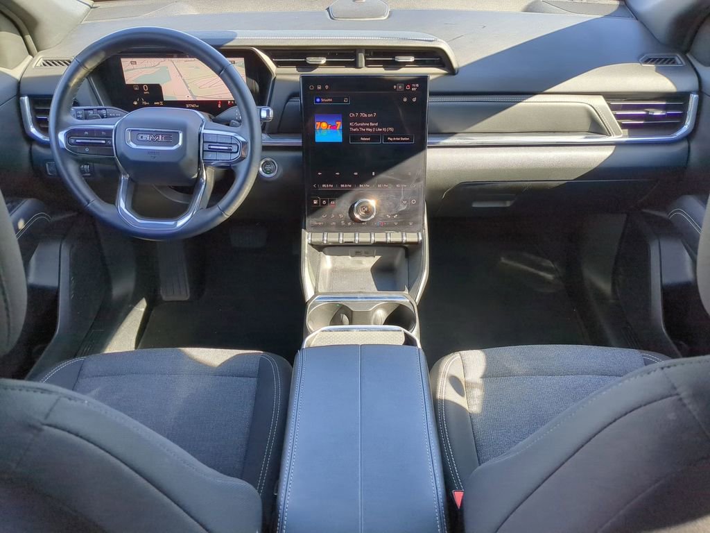 Used 2025 GMC Terrain Elevation image 25