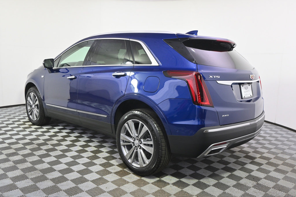 New 2026 Cadillac XT5 Premium Luxury w/ LPO, Floor Liner Package AWD/4WD image 3
