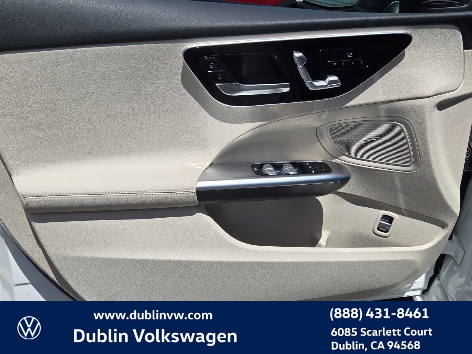 Used 2022 Mercedes-Benz C 300 Sedan image 10