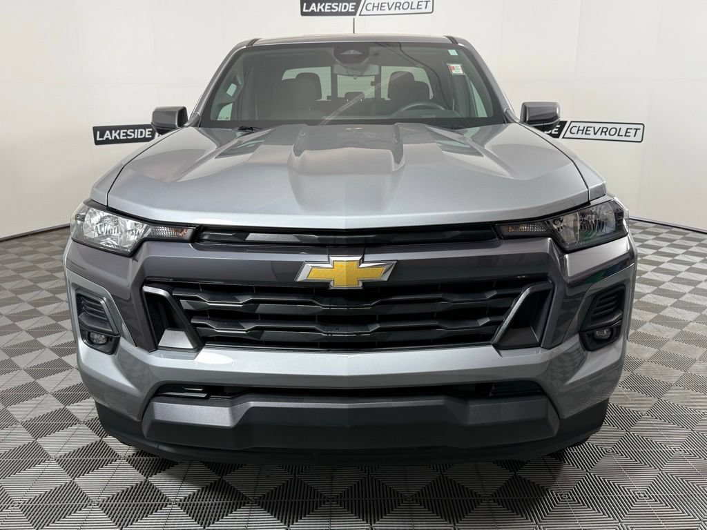 Used 2024 Chevrolet Colorado LT w/ LT Convenience Package RWD image 9