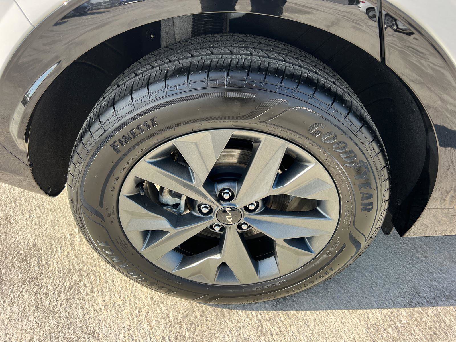 Used 2024 Kia Sportage SX Prestige image 17