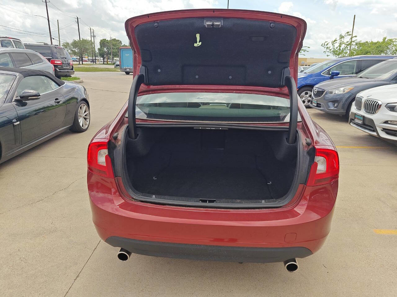 Used 2013 Volvo S60 T5 FWD image 11