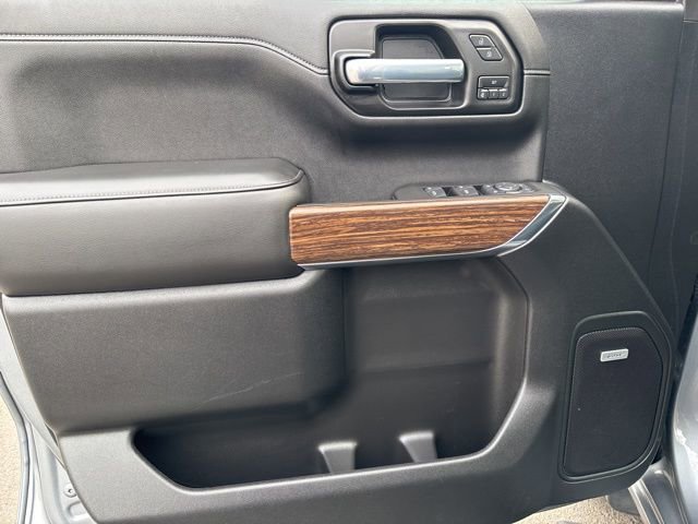 Used 2021 Chevrolet Silverado 1500 High Country w/ Technology Package image 14