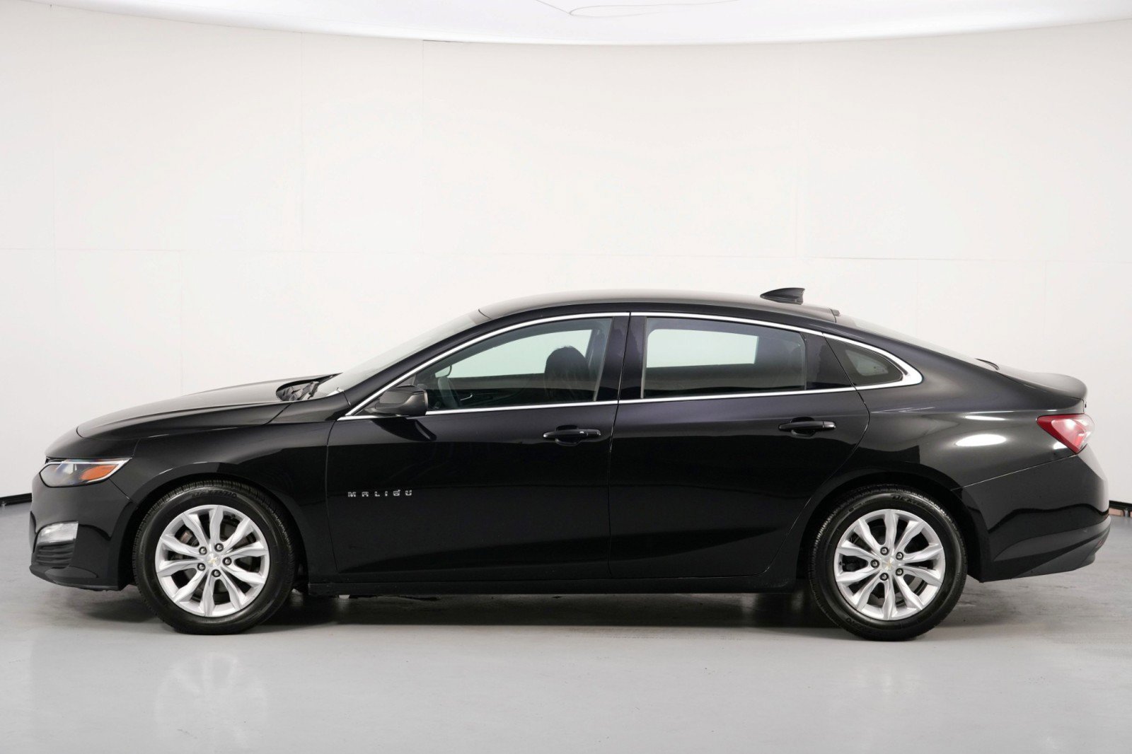Used 2019 Chevrolet Malibu LT image 42