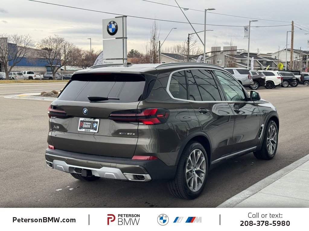 New 2026 BMW X5 xDrive50e image 7