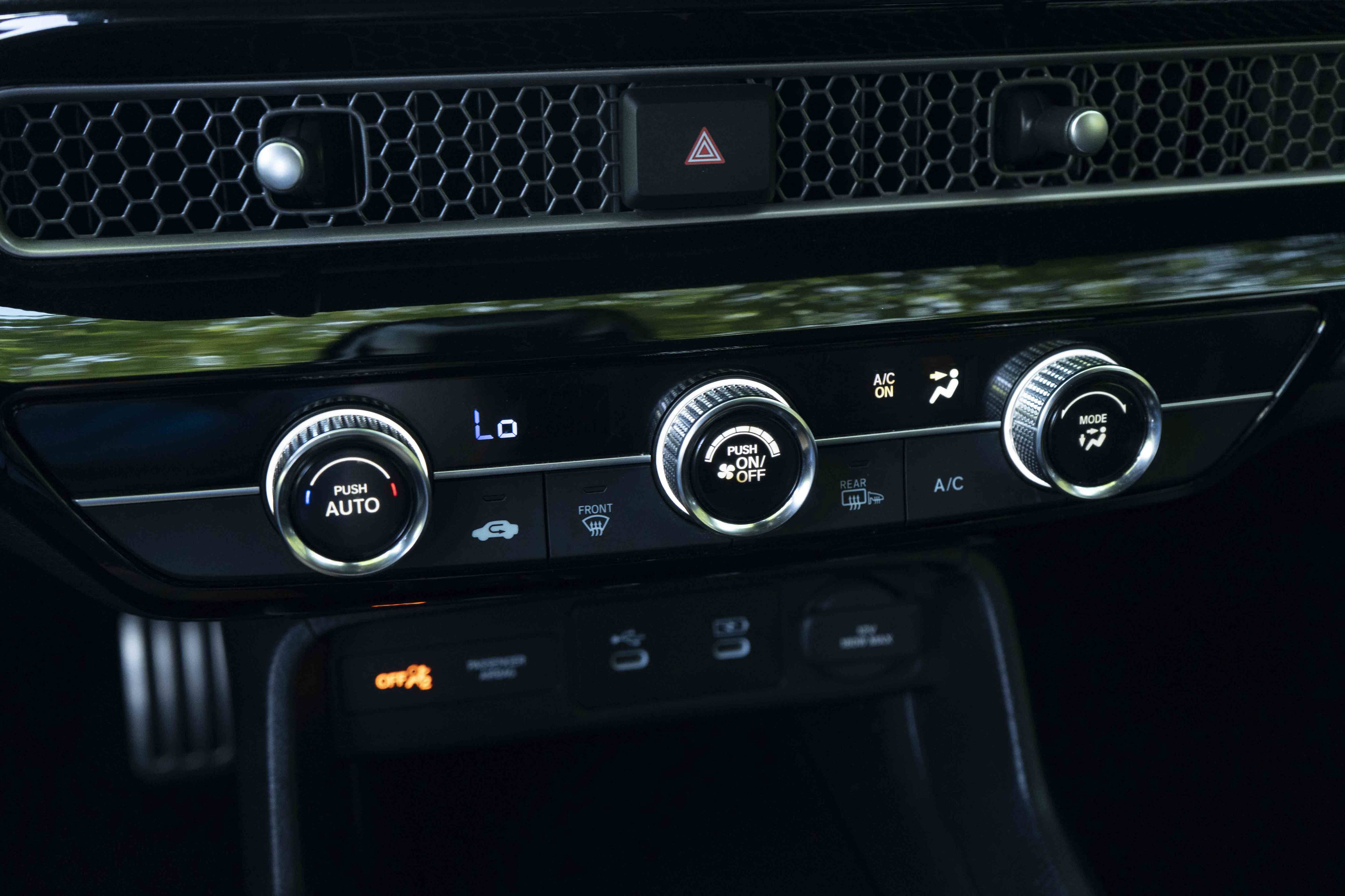 Certified 2025 Honda Civic Sport image 33