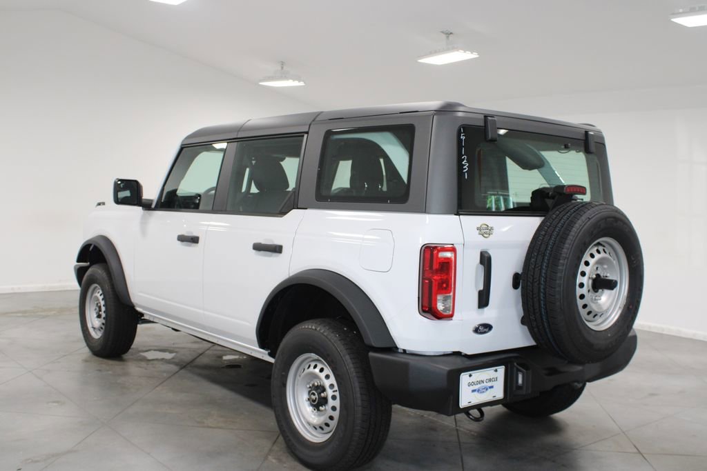 New 2025 Ford Bronco 4-Door image 6