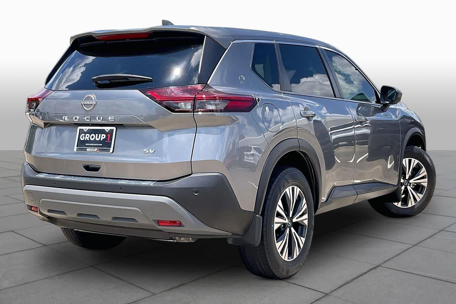 Used 2023 Nissan Rogue SV FWD image 12