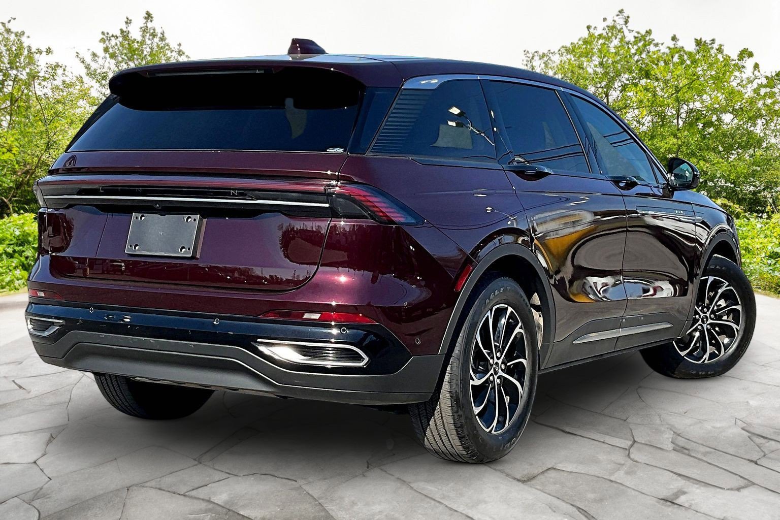 Used 2024 Lincoln Nautilus Premier w/ Equipment Group 102A image 13