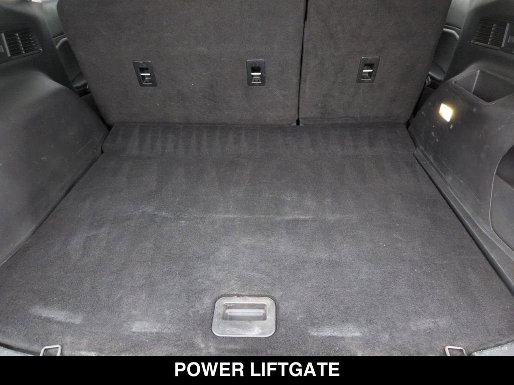 Used 2018 Ford Edge SEL w/ Equipment Group 201A image 26