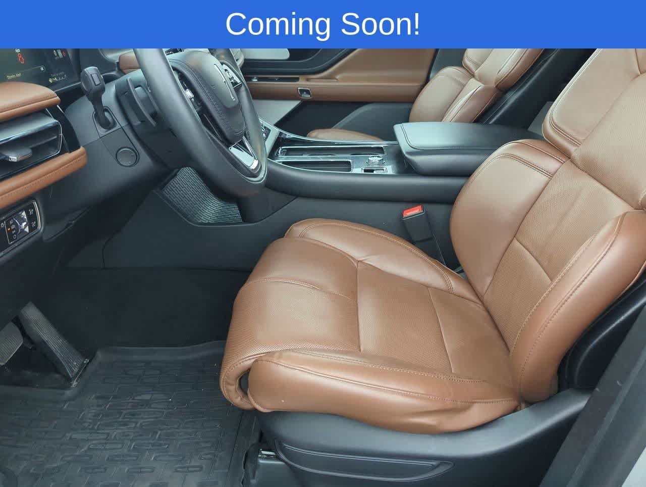 Used 2024 Lincoln Aviator Reserve w/ Equipment Group 201A AWD/4WD image 15
