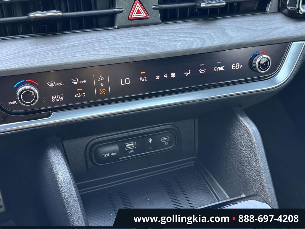 Certified 2025 Kia Sportage X-Pro AWD/4WD image 28