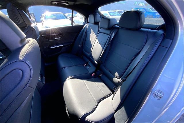 Used 2025 Mercedes-Benz C 300 4MATIC Sedan image 17