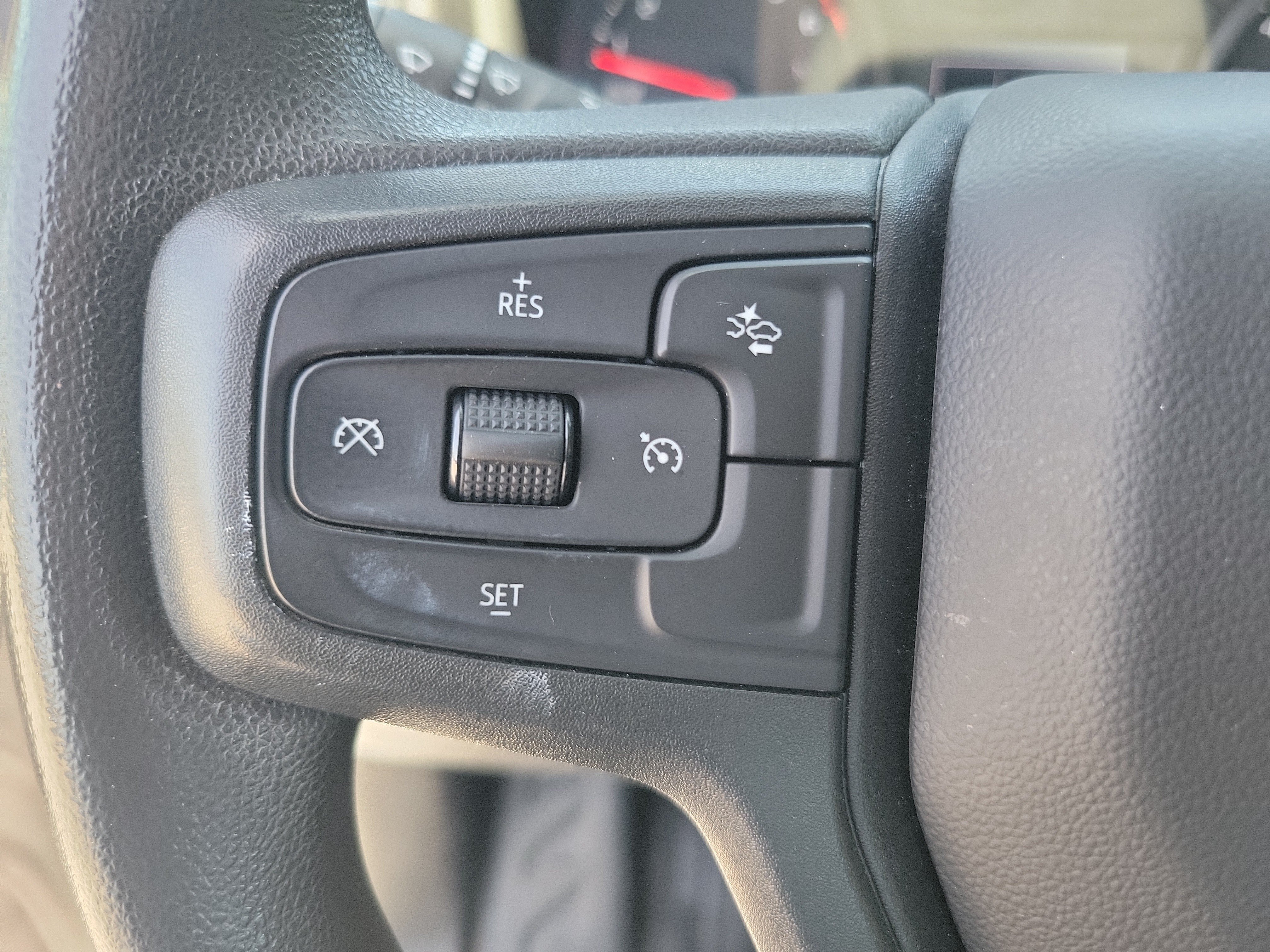 Used 2025 Chevrolet Silverado 1500 W/T RWD image 15