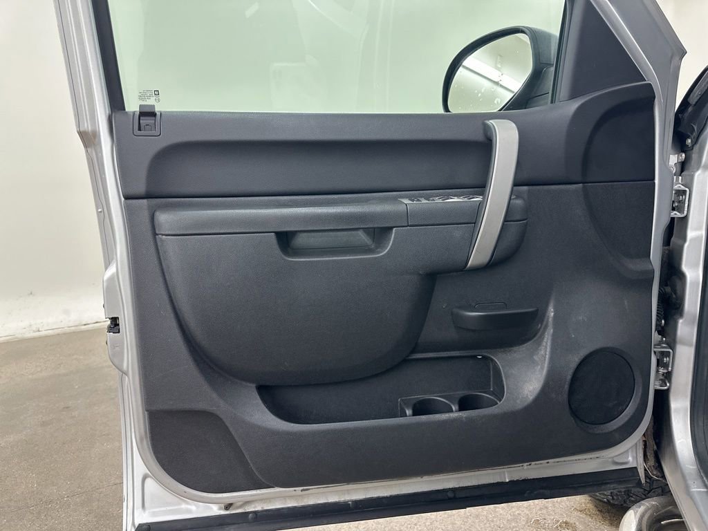 Used 2011 GMC Sierra 1500 SLE w/ Power Tech Package image 32